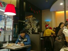 大堂-必胜客(大悦城店)