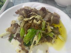 -土砂锅生态山庄·非遗砂锅雅鱼