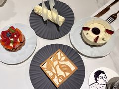 壹·杏仁慕斯配树莓-潮一不贰·法式甜品·生日蛋糕·西式简餐(外滩店)