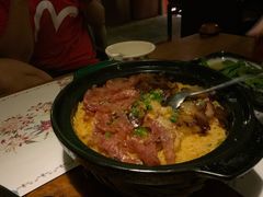 正宗广东腊肉煲仔饭-馬蘭花開(车站大道店)