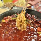 烟火气拉满！在这家火锅店穿越回到八零年代🔥