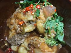 尖椒擂茄子-老滇山寨•云南特色菜•地方菜•民族风情歌舞表演(金碧店)