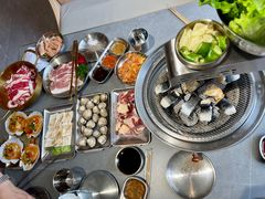 -围炉肉舍•炭烤活鳗•丹东海鲜烤肉(步行街店)