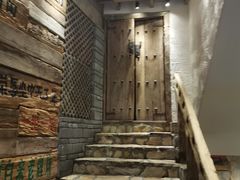 -老牌坊云南鱼豆花火锅(爱建店)