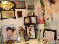 -上海彩妆秀摄影设计有限公司