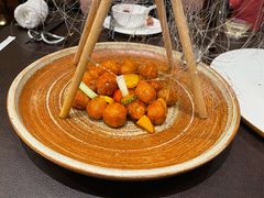 创意鲜果咕噜肉-广州文华东方酒店·江-由辉师傅主理