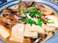 -东来菜馆•手抓海鲜家常菜•海鲜锅贴(鸽子窝店)
