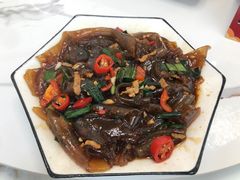 野娇娇-宝荣鱼馆·临湖之宴(千岛湖店)