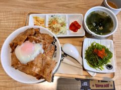 -熊吞·大碗丼烧肉饭(西市场嘉华店)