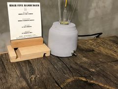 -HIGH FIVE哈福手工汉堡(桂林路店)