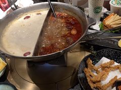 -湊湊火锅·茶憩(新中关购物中心店)