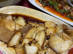 -大口巴肥肠血旺(长春西路店)