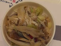 -新丁香海鲜酒店(银海商贸城店)