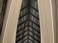 -上海滴水湖皇冠假日酒店