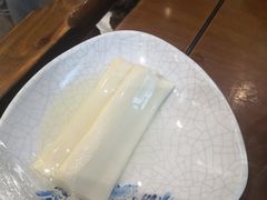 -亿诣蝎府炸酱面羊蝎子火锅(酷车小镇店)