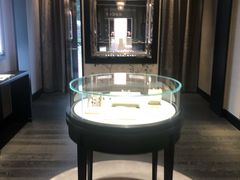 -梵克雅宝(国贸商城店)