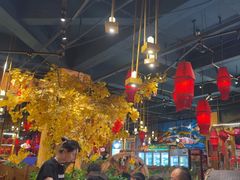 -老滇山寨•云南特色菜•地方菜•民族风情歌舞表演(金碧店)