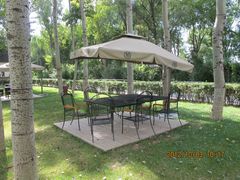 酒店花园一角-月亮河温泉度假酒店