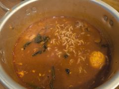 -喇喇排骨火锅·传统韩式脊骨汤(望京西园总店)