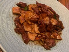 菌菇炒牛肉-丽江金茂凯悦臻选酒店-滇香馆