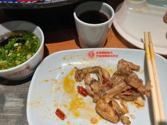 -何师傅美蛙鱼头(汉街店)