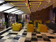 -德呈华业影城(爱琴海LUXE巨幕店)