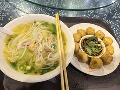 -桥香园云南过桥米线(金马碧鸡店)