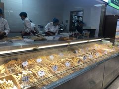 面包甜点陈列柜-串一火锅(赛格国际购物中心店)
