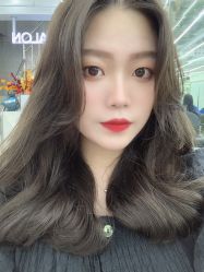 -COMO SALON 烫染可茉发型