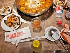 -七欣天香辣蟹火锅(上海银亿滨江店)