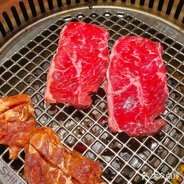 天冷就要多吃肉😋烤肉巨头天河版🥩