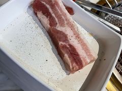 猪五花-火炉火自助餐(西直门凯德MALL店)