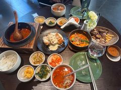 -Fuzzy Bistro 浮几韩餐·茶酒馆