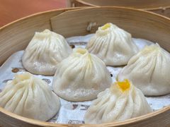 蟹粉肉汤包-屋有鲜