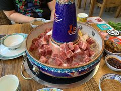 -毛辣果·贵州红酸汤牛肉火锅(西单店)