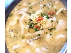 酸菜鱼-川旺角川粤融合菜•海景餐厅(星海广场店)