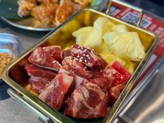 -哈哈碳都·牛肋条无限自助烤肉(台江万达店)