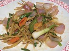 -谭厨中山传家菜.乳鸽.脆鲩鱼(华强北中航城店)