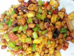 宫爆鸡丁-乐乐餐厅(湘子庙街店)