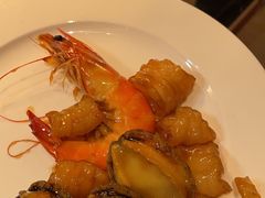 -广州万富希尔顿酒店·感趣自助餐厅·金秋蟹宴生蚝海鲜刺身烧烤