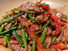 -阿瓦山寨·湘菜现炒·剁椒鱼头王(咸阳总店)