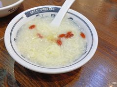 -黑白电视长沙小吃(悦汇城店)