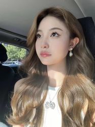 -吉艺心专业美发造型