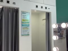 -拍刻风照相馆(花都融创店)