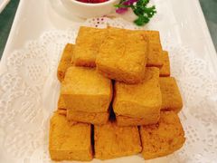 自到臭豆腐-申宴酒楼(王子百货店)