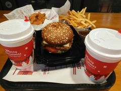 -The Habit Burger Grill 哈比特汉堡(复兴soho店)