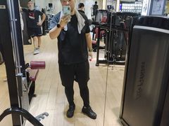 -一兆韦德健身(张杨路店)