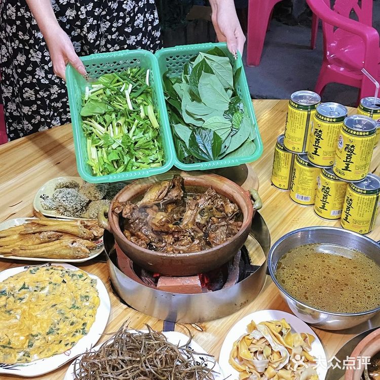 本地人带路才吃得到的三亚正宗屯昌香草鸭