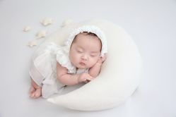 -Two  Monkeys 孕婴写真馆(龙华店)