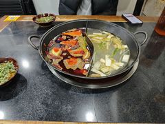 -重庆故事姊妹老火锅(财经学院店)